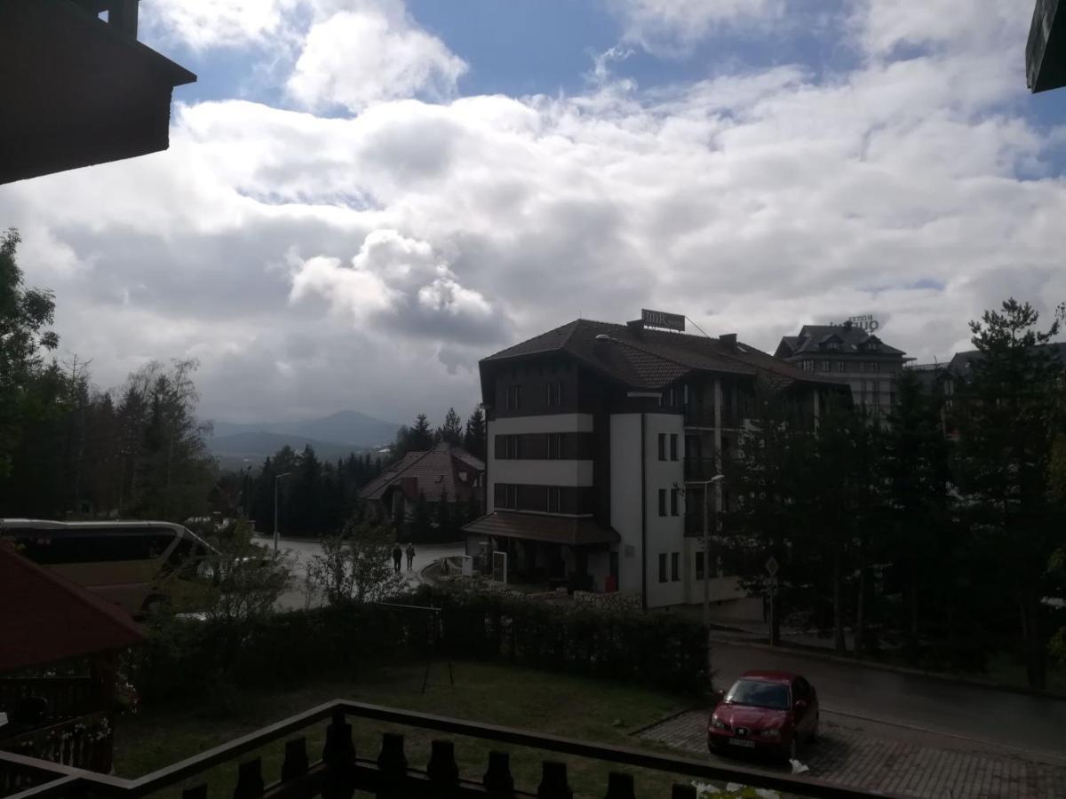 Vila Zoran Zlatibor Luaran gambar