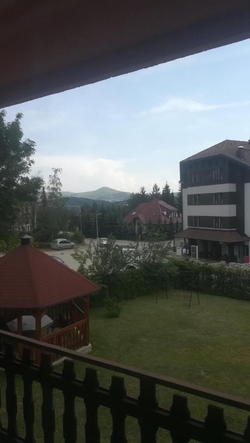 Vila Zoran Zlatibor Luaran gambar